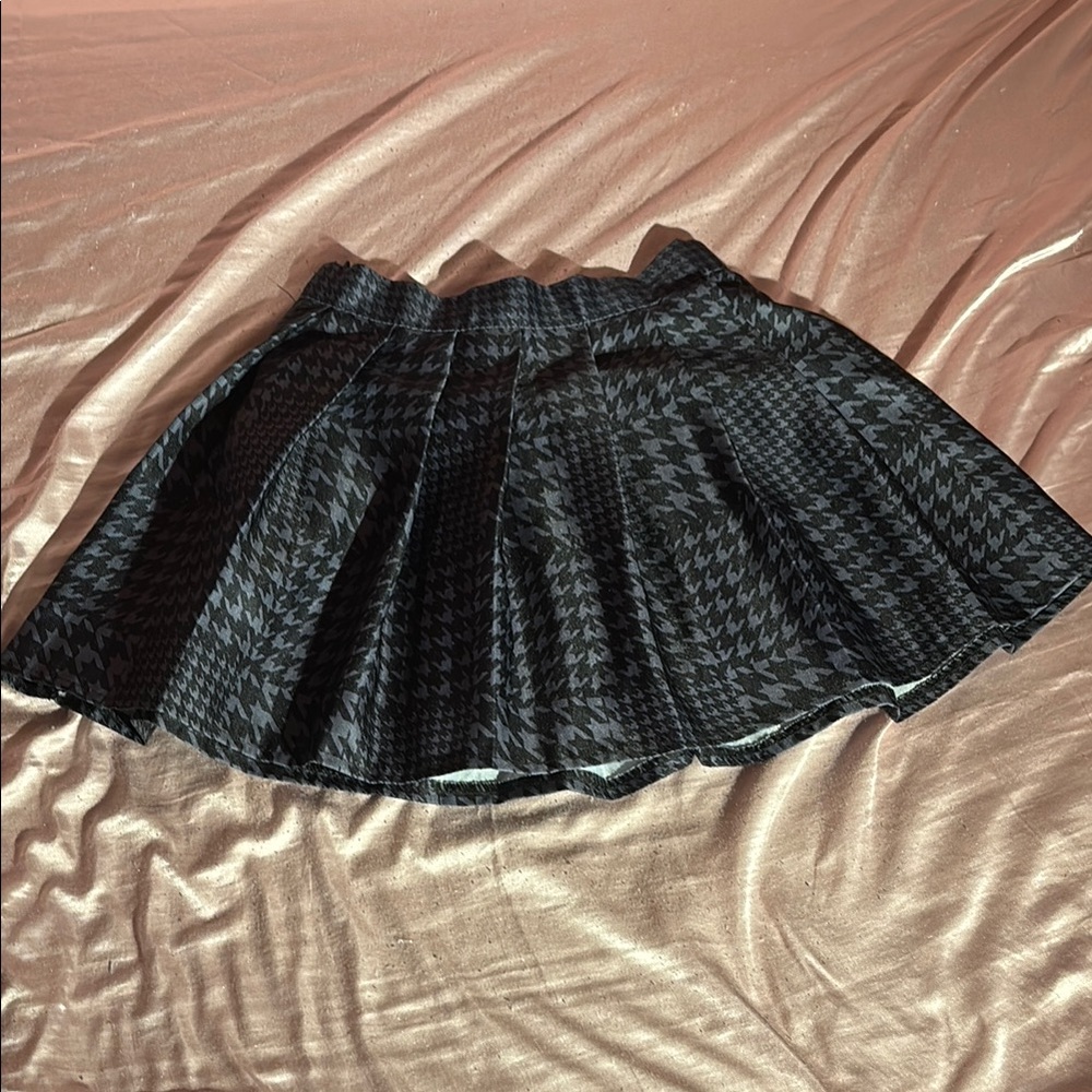 Stylish Black Mini Skirt